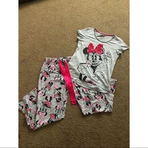 Minnie Mouse PJ set 💕🐭